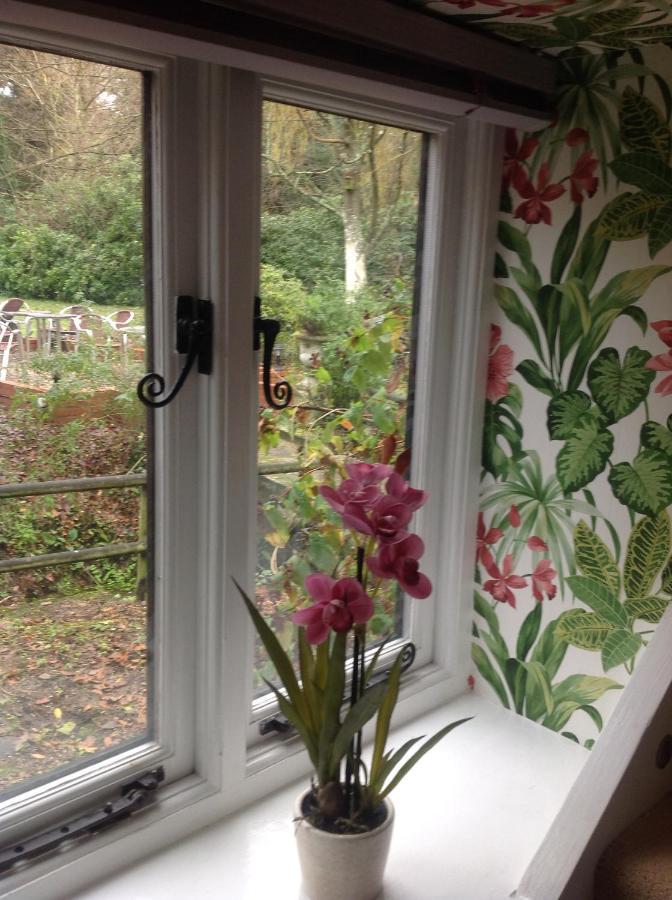 Felbrigg Lodge Bed And Breakfast Aylmerton Екстериор снимка