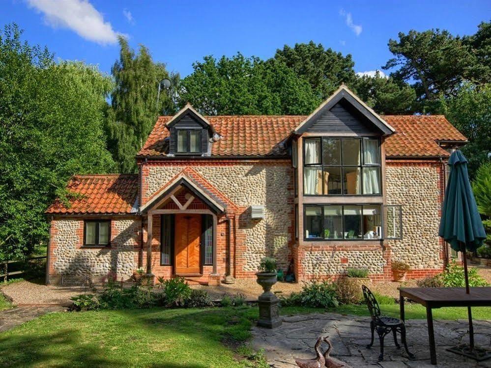 Felbrigg Lodge Bed And Breakfast Aylmerton Екстериор снимка
